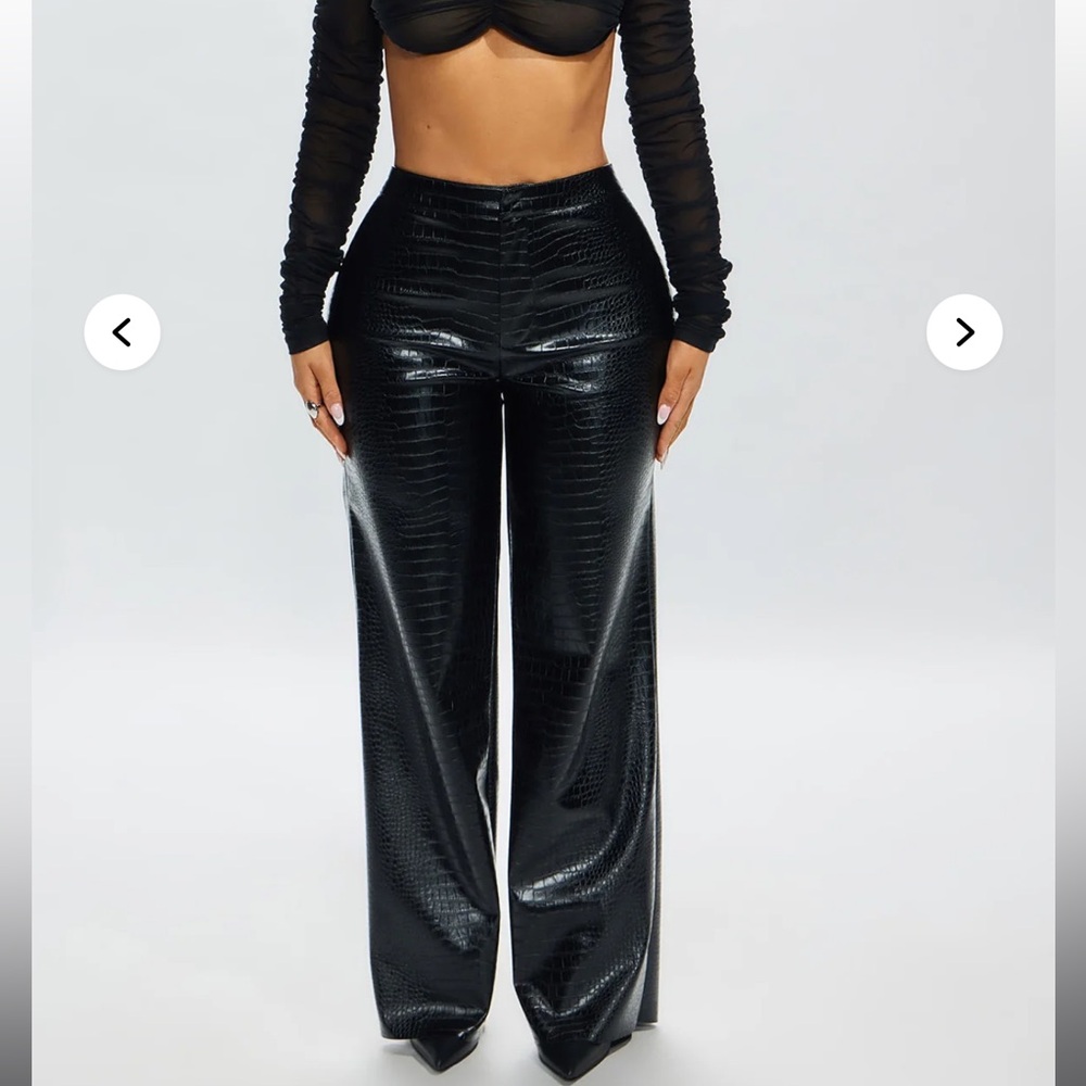 Fashion Nova Black Wide Leg Pants - Picture 1 of 2